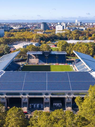 Solaranlage auf Stadiondach